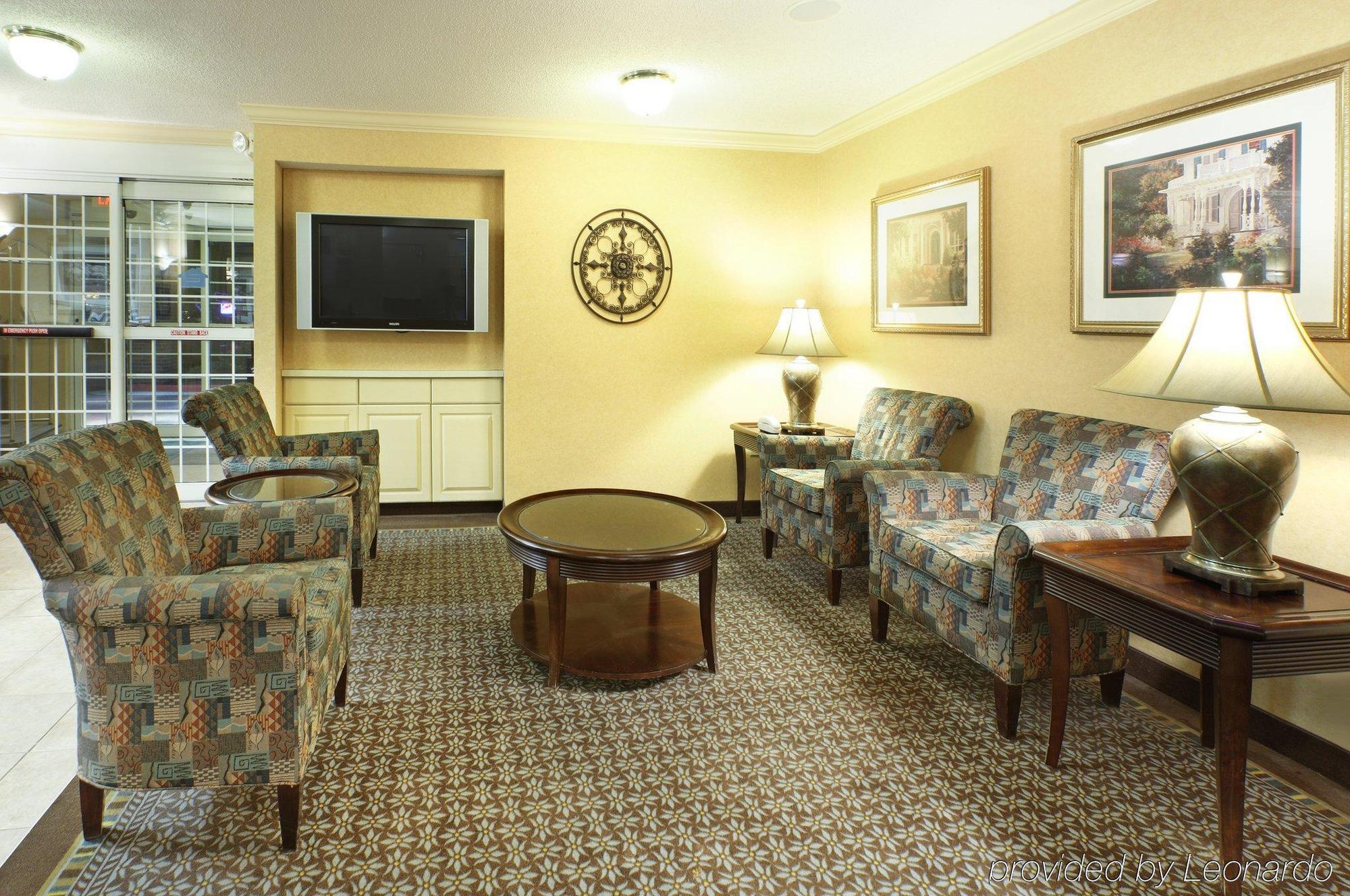 Candlewood Rogers-bentonville By Ihg 2*